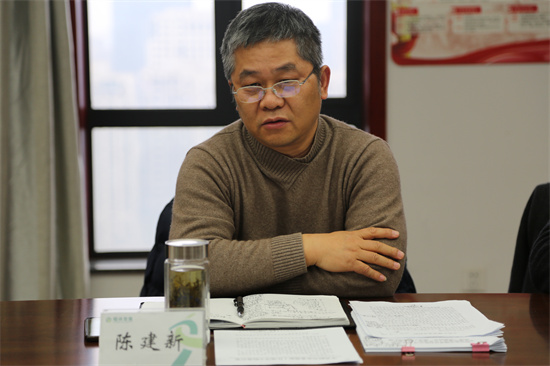 陈书记（550）.jpg